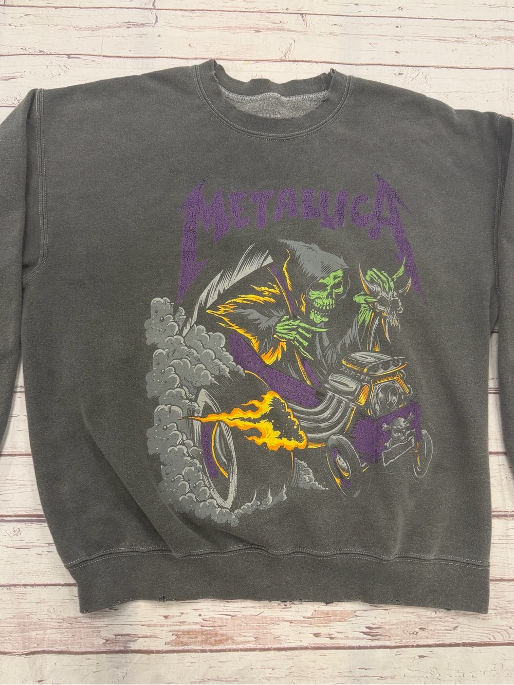 Metallica Pull Over Sweatshirt Distressed Size Medium Mens Crew Neck